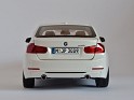 1:18 Paragon Models BMW 335I F30 2011 Blanco. Subida por Ricardo